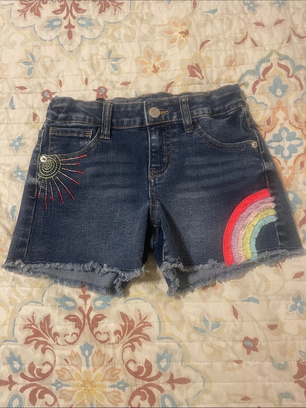Cat & Jack Dark Wash Denim Shorts with Rainbow Patch / size 7/8